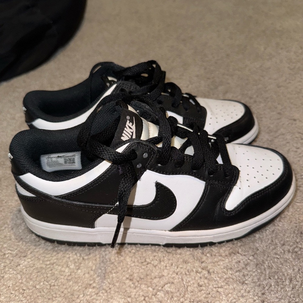 Nike Kids Black and White Sneakers